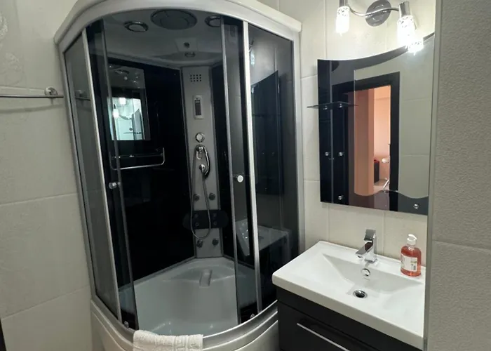 Tanya Summerland * Mamaia